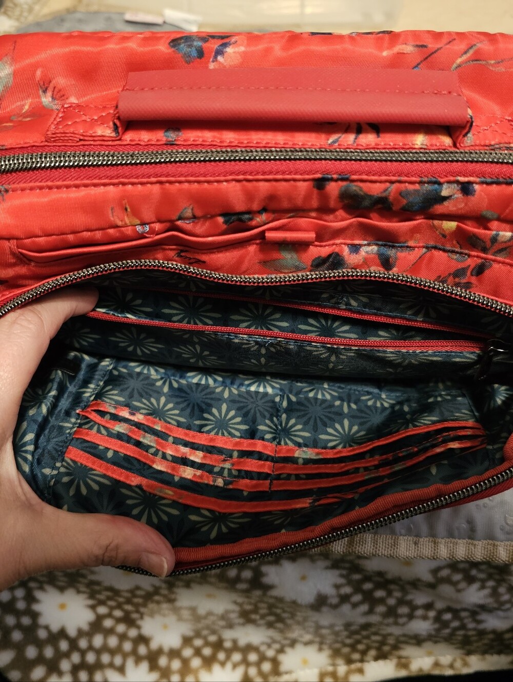 Lug Trolley 2 Crossbody Bag in the Bouquet Red pattern - Picture 2 of 11